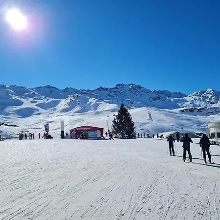 Apartament Front De Neige - Skis Aux Pieds, Balcon Vue Montagne *