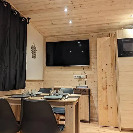 Front De Neige - Skis Aux Pieds, Balcon Vue Montagne *